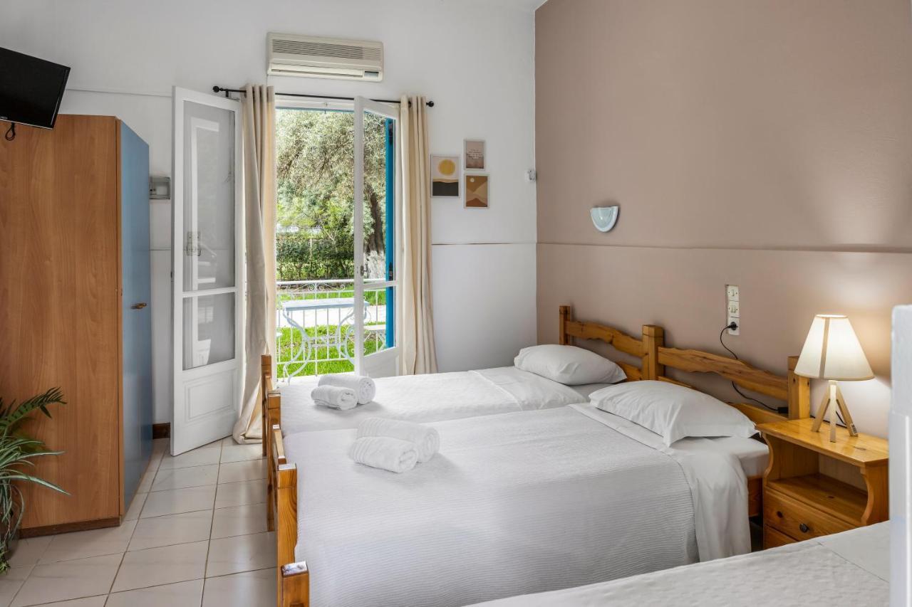 Oceanis Rooms Mikros Gialos Dış mekan fotoğraf