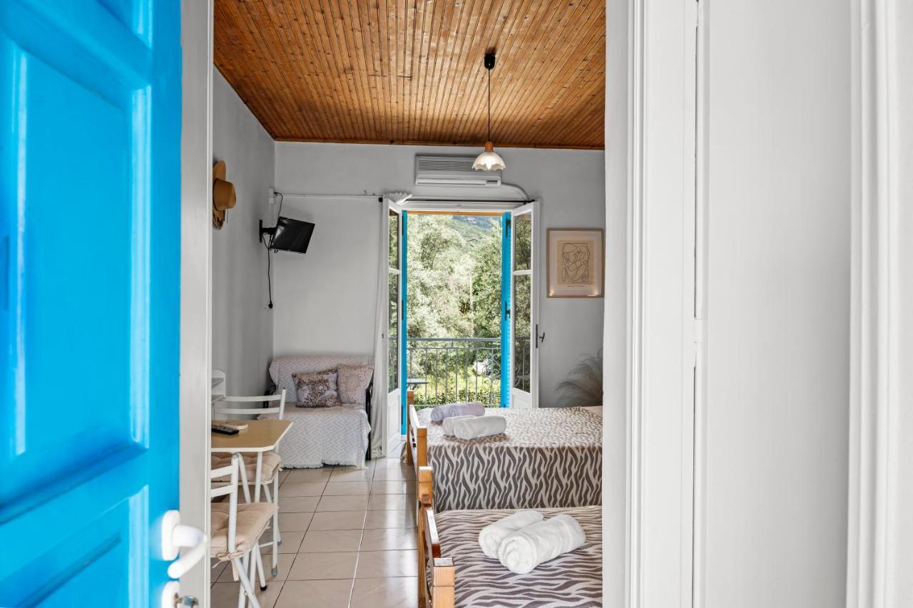 Oceanis Rooms Mikros Gialos Dış mekan fotoğraf