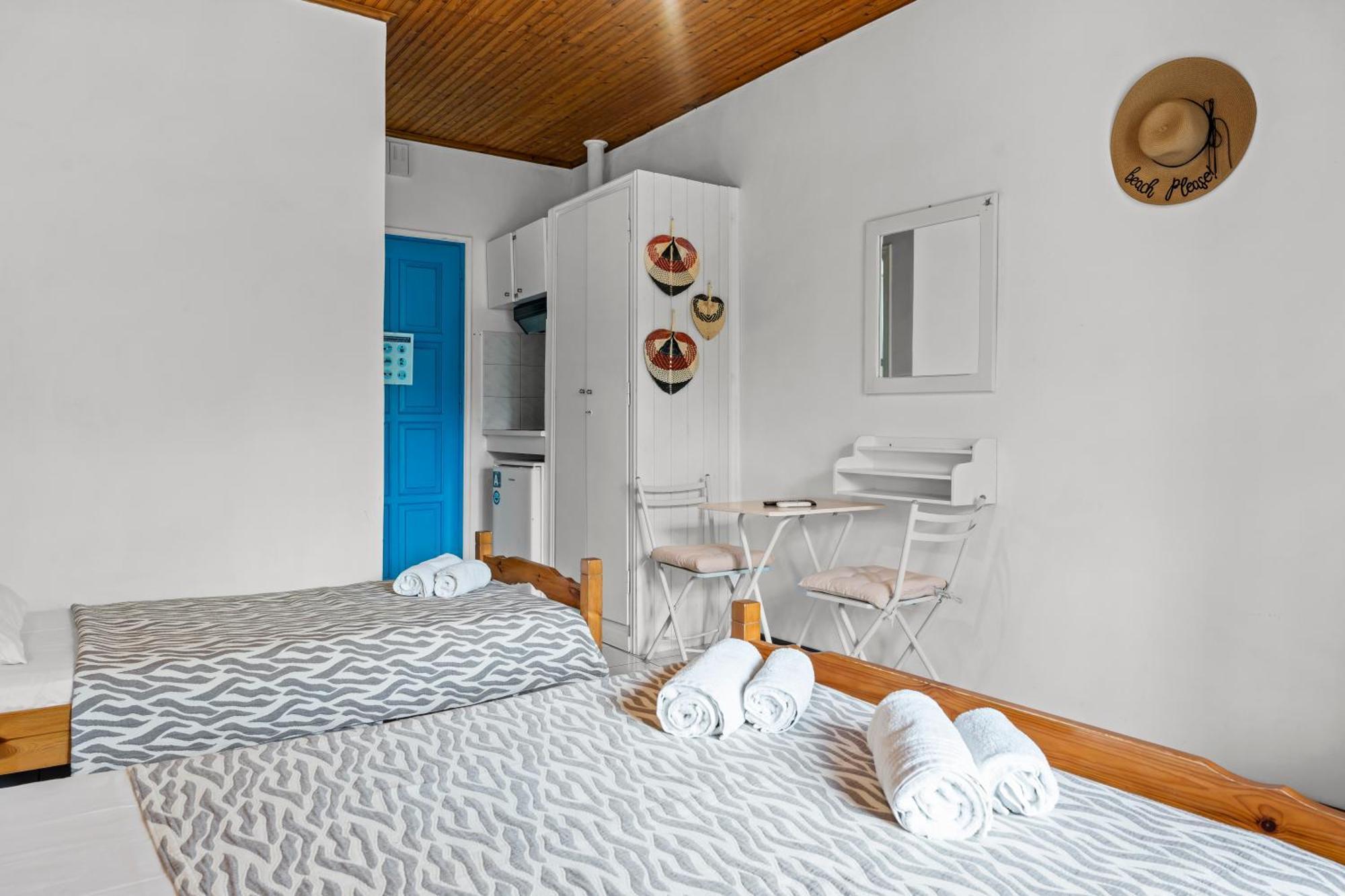 Oceanis Rooms Mikros Gialos Dış mekan fotoğraf
